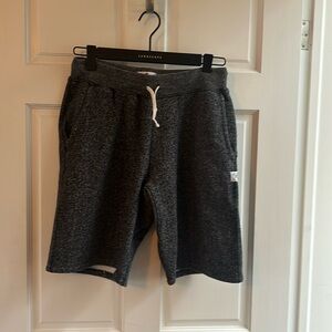 Reigning champ men’s shorts - dark grey